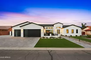 8924 W Patrick Ln, Peoria, AZ 85383 - Photo 2