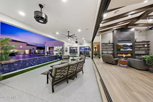 8924 W Patrick Ln, Peoria, AZ 85383 - Photo 60