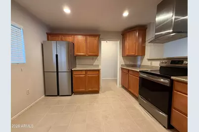 4849 E Lake Point Circle, Phoenix, AZ 85044 - Photo 6