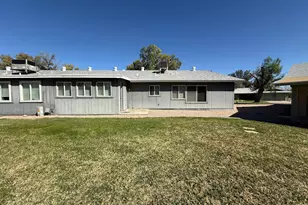 4849 E Lake Point Cir, Phoenix, AZ 85044 - Photo 24