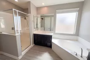 4663 N 183rd Dr, Goodyear, AZ 85395 - Photo 32