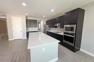 4663 N 183rd Dr, Goodyear, AZ 85395 - Photo 2