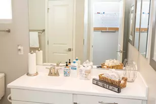 5011 E Greenway St, Mesa, AZ 85205 - Photo 10