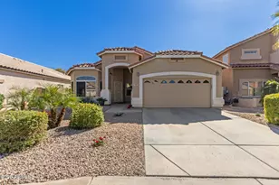 891 W Tremaine Ave, Gilbert, AZ 85233 - Photo 2
