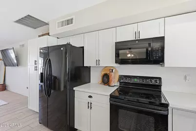 2109 W Oraibi Drive, Phoenix, AZ 85027 - Photo 16