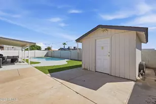 2109 W Oraibi Dr, Phoenix, AZ 85027 - Photo 40