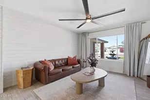 2109 W Oraibi Dr, Phoenix, AZ 85027 - Photo 8