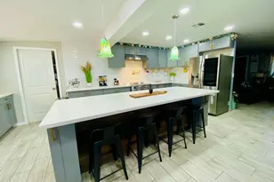 3938 W Lynne Ln, Phoenix, AZ 85041 - Photo 6