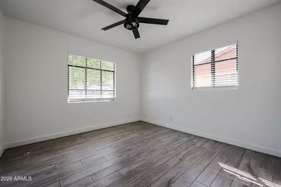 2816 N 33rd Place, Phoenix, AZ 85008 - Photo 30