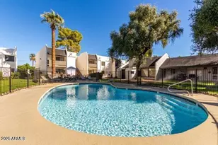 302 E Monte Vista Rd, Phoenix, AZ 85004 - Photo 12
