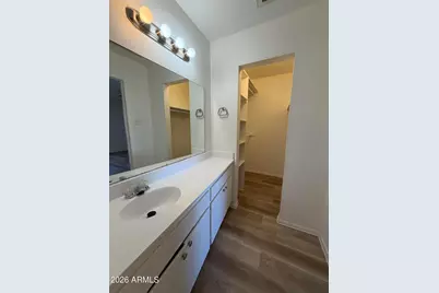 302 E Monte Vista Road #D4, Phoenix, AZ 85004 - Photo 8