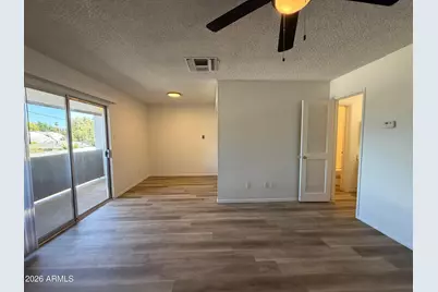 302 E Monte Vista Road #D4, Phoenix, AZ 85004 - Photo 4