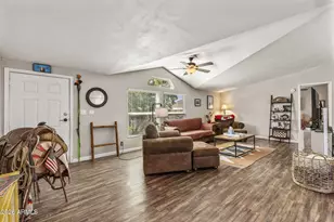 42027 N 3rd St, Phoenix, AZ 85086 - Photo 2