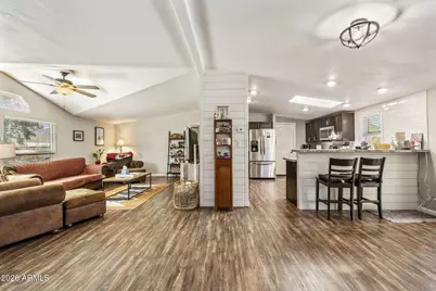 42027 N 3rd Street, Phoenix, AZ 85086 - Photo 1