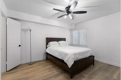 302 E Monte Vista Road #Apt A17, Phoenix, AZ 85004 - Photo 8