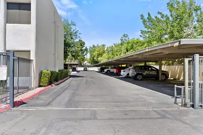 302 E Monte Vista Road #Apt A17, Phoenix, AZ 85004 - Photo 24