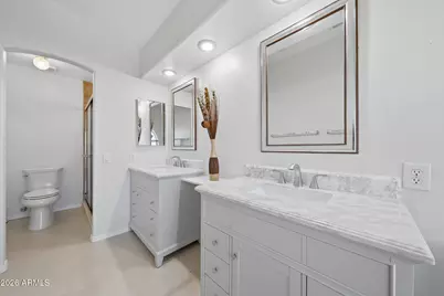 648 S Cholla Street, Gilbert, AZ 85233 - Photo 22