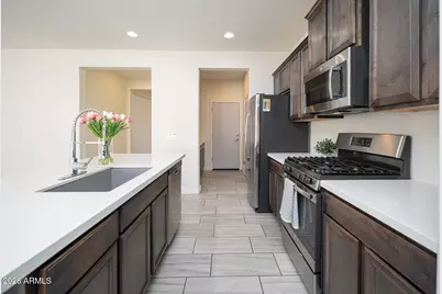 18338 W Getty Drive, Goodyear, AZ 85338 - Photo 6