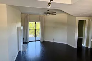 1352 E Highland Ave, Phoenix, AZ 85014 - Photo 12