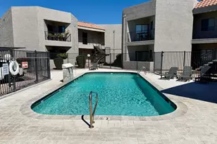 1352 E Highland Ave, Phoenix, AZ 85014 - Photo 22