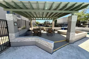 1352 E Highland Ave, Phoenix, AZ 85014 - Photo 16