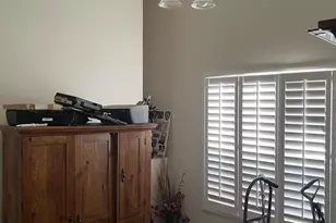 7454 W Eva St, Peoria, AZ 85345 - Photo 8