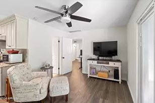 3416 E Amelia Ave, Phoenix, AZ 85018 - Photo 10