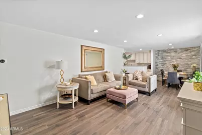 3416 E Amelia Avenue, Phoenix, AZ 85018 - Photo 2