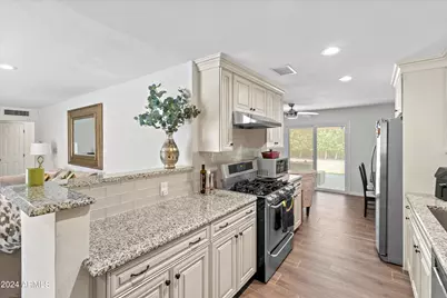 3416 E Amelia Avenue, Phoenix, AZ 85018 - Photo 6