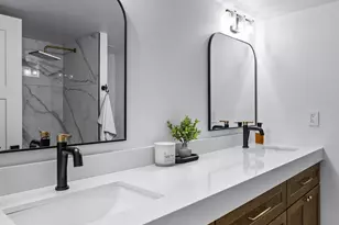 1821 E Lynwood St, Mesa, AZ 85203 - Photo 58