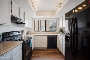 37222 N Tom Darlington Dr, Carefree, AZ 85377 - Photo 12