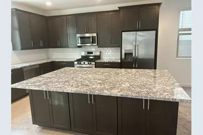 2511 E Pelican Drive, Gilbert, AZ 85297 - Photo 8