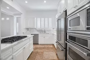 3432 E Lions St, Phoenix, AZ 85018 - Photo 8