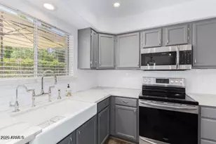 8841 S 51st St, Phoenix, AZ 85044 - Photo 16