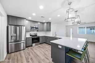 4139 N 27th St, Phoenix, AZ 85016 - Photo 1