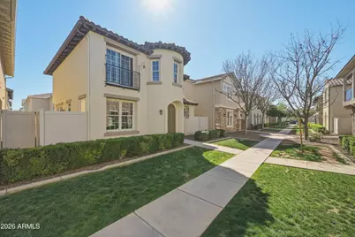 838 S Huish Drive, Gilbert, AZ 85296 - Photo 2