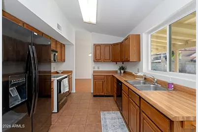 10107 W Meadowbrook Avenue, Phoenix, AZ 85037 - Photo 16