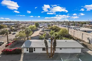 1246 E Winter Dr, Phoenix, AZ 85020 - Photo 46