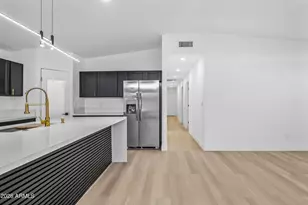 1246 E Winter Dr, Phoenix, AZ 85020 - Photo 28