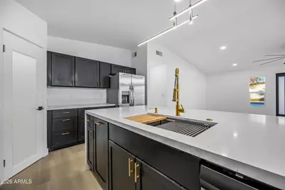 1246 E Winter Drive, Phoenix, AZ 85020 - Photo 18