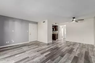 4211 E Palm Ln, Phoenix, AZ 85008 - Photo 8