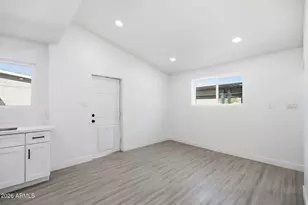 3917 W Lincoln St, Phoenix, AZ 85009 - Photo 6