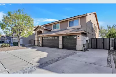 9035 W Yukon Drive, Peoria, AZ 85382 - Photo 2