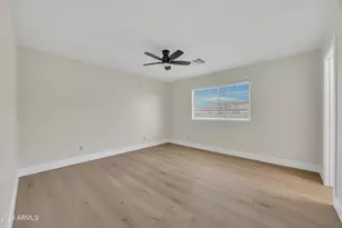 9035 W Yukon Dr, Peoria, AZ 85382 - Photo 30