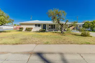 3930 E Oak St, Phoenix, AZ 85008 - Photo 2