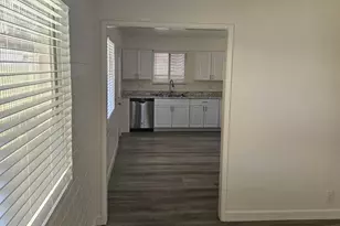 6043 N 23rd Ave, Phoenix, AZ 85015 - Photo 4