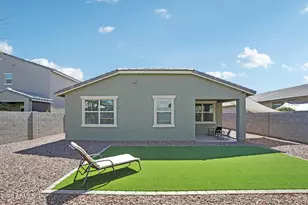 17864 W Fetlock Trl, Surprise, AZ 85387 - Photo 32