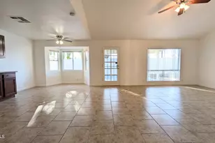 13608 N 40th Dr, Phoenix, AZ 85029 - Photo 10