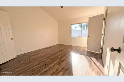 13608 N 40th Drive, Phoenix, AZ 85029 - Photo 16