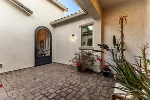 3904 E Carob Dr, Gilbert, AZ 85298 - Photo 10